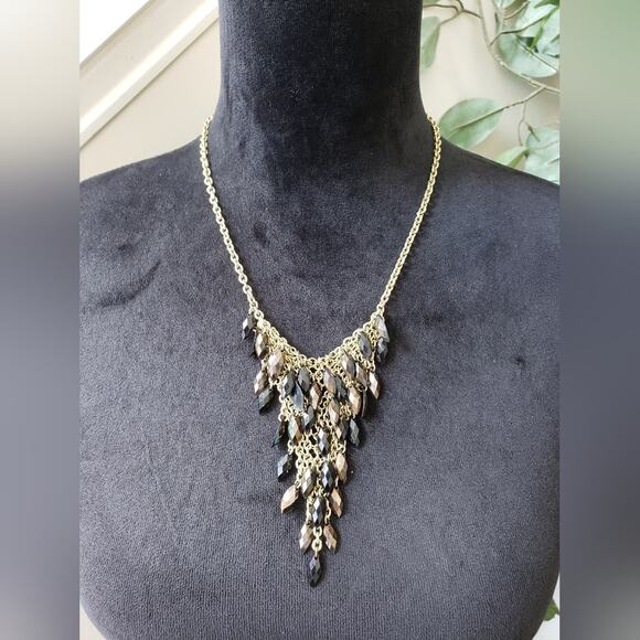 Womens Black Faceted Onyx Bead Chain Mail Waterfall Bib Necklace Lobster Clasp - Picture 1 of 6